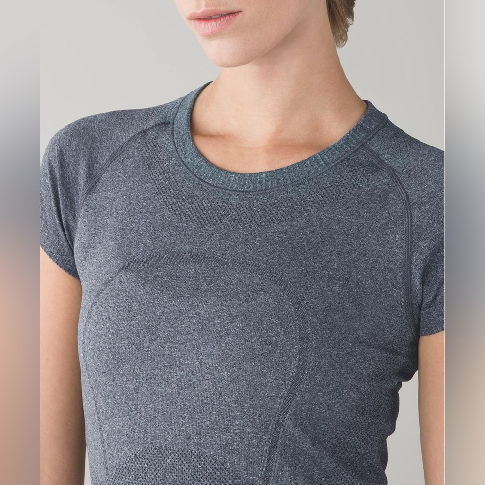 lululemon athletica Charcoal Short Sleeve Tee